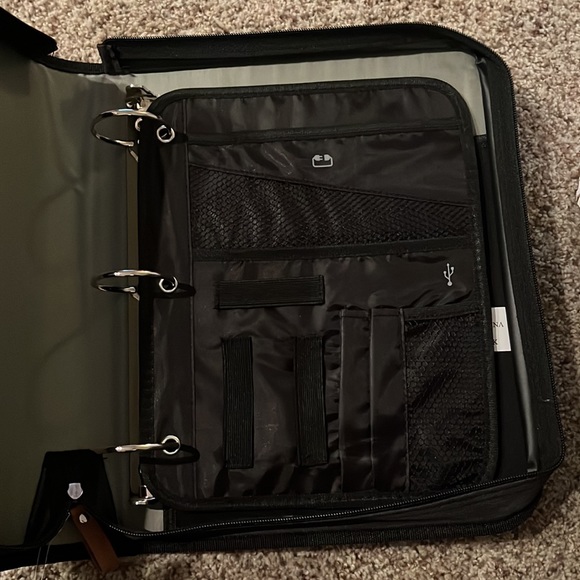 NEW 2” 3-ring Renwick Binder - School Supplies - Picture 10 of 12